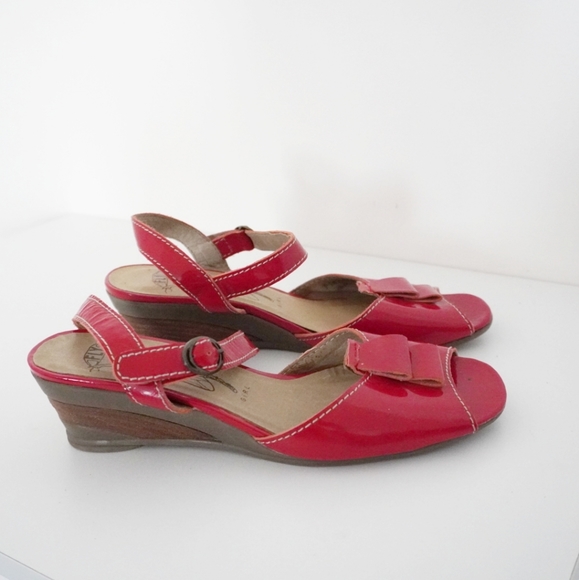 FLY LONDON Patent Leather Peep Toe Wedge Sandal - Picture 4 of 7